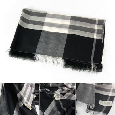 BURBERRY Scarf-4